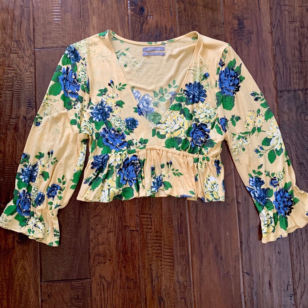 Floral Ruffle Crop Top - Urban Outfitters